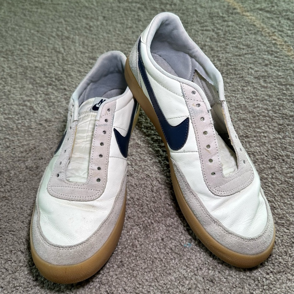 Nike Men's White and Navy Sneakers